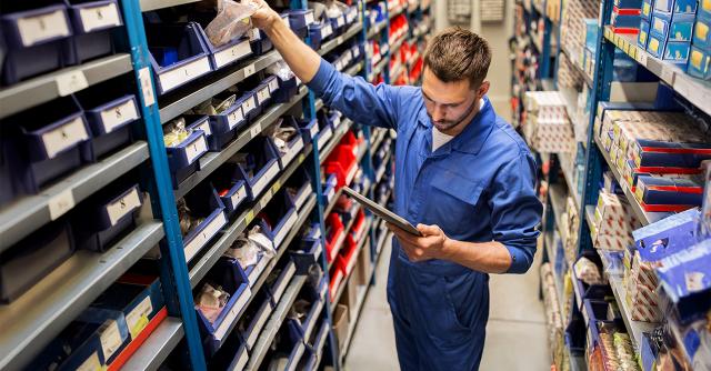 Must-Have Features in RV Dealer Portal Software